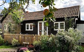 Cosy Studio Retreat In Wells, Somerset