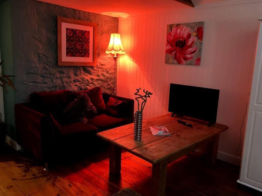 Cosy Studio Retreat In Wells, Somerset Exterior photo