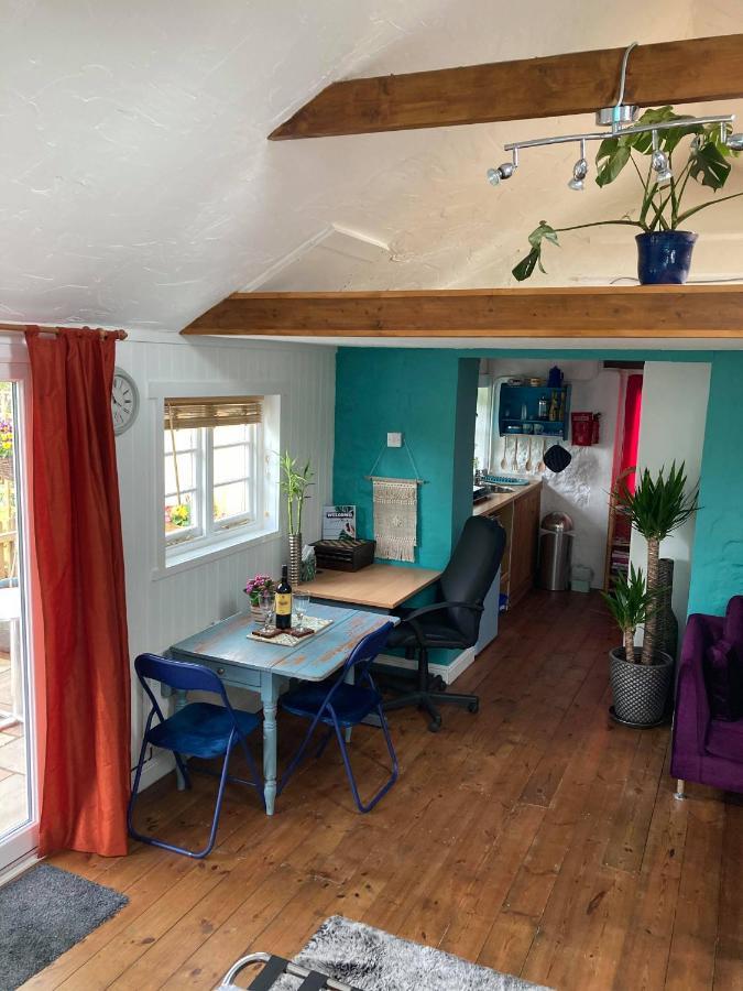 Cosy Studio Retreat In Wells, Somerset Exterior photo